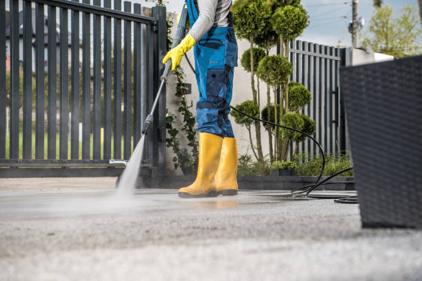 Best Gas Station Cleaning  in Crooked Lake Park, FL